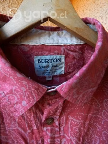 Camisa marca Burton Rosada O Salmon Con Hermosas - Imagen 3