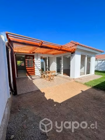 Serena Oriente, Amplia y cómoda casa
