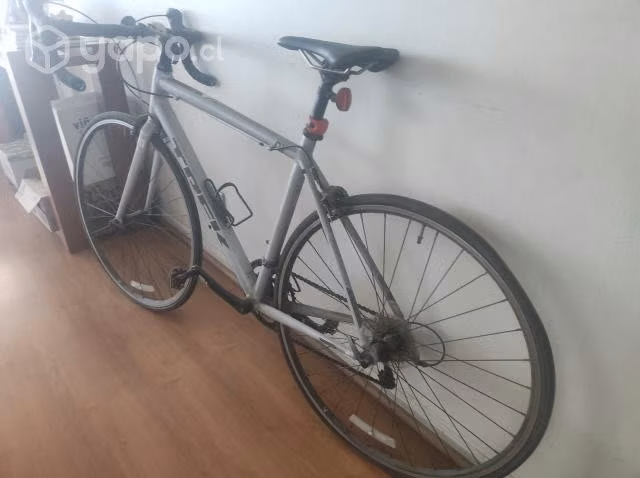 Bicicleta Ruta Trek 1.1 one series T54