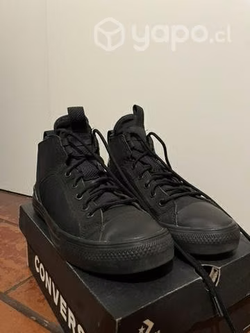 Zapatillas Converse Negras 3 meses de uso