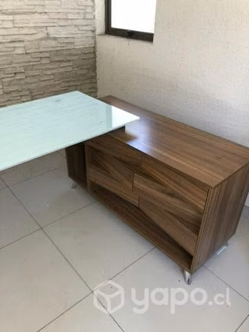 Escritorio esquinero