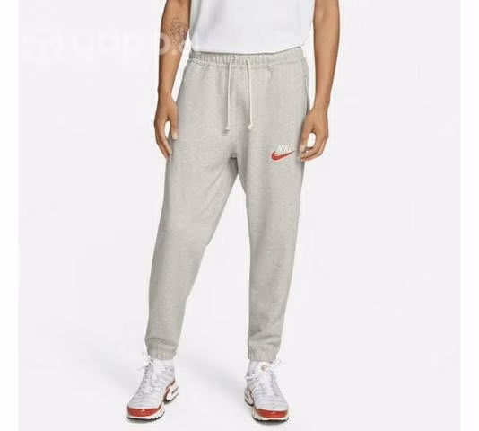 Buzo Nike De Colección - Imagen 3