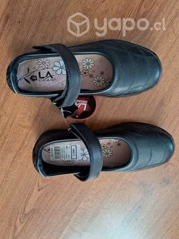 Zapatos de cuero para mujer