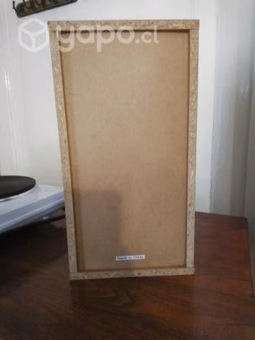 Estantito de madera para 20 CD