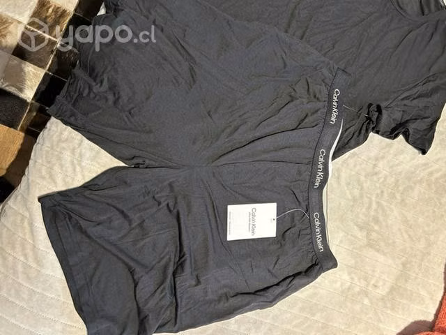 Pijama Calvin Klein conjunto