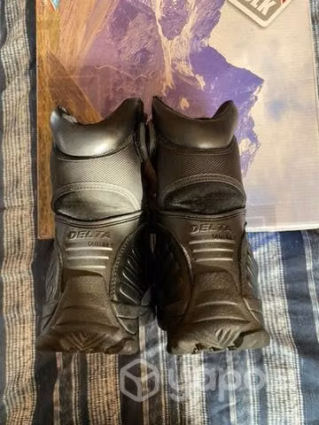 Bota táctica militar