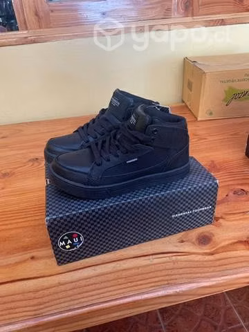 Zapatillas de colegio MAUI talla 38