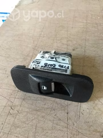 Boton alza vidrio puerta del Der Ford F150 2018