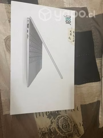 Notebook GEAR 14" - I5 / 8GB / SSD256GB - Imagen 3