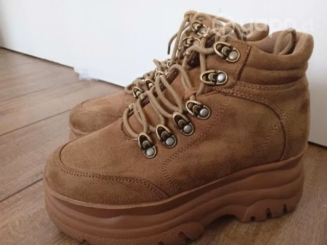 Zapatos con plataforma marca opposite - Imagen 2