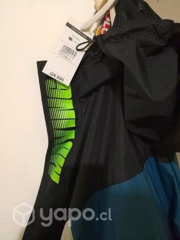 Chaqueta nueva