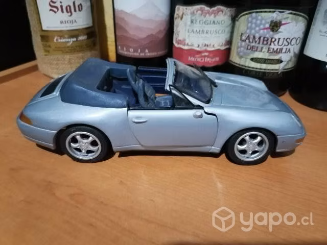 Porsche 911 carrera cabriolet (1994) 1/18