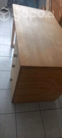 Escritorio de madera - Imagen 4