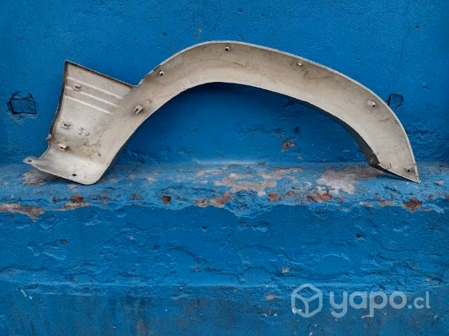 Moldura del izq Mitsubishi Montero 1995-1999 - Imagen 5