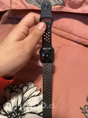Apple Watch SE 40mm nike GPS+CELULAR - Imagen 2