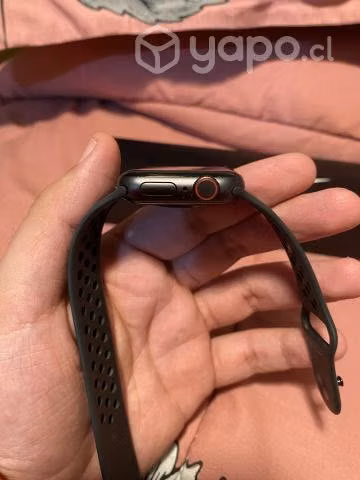 Apple Watch SE 40mm nike GPS+CELULAR - Imagen 3