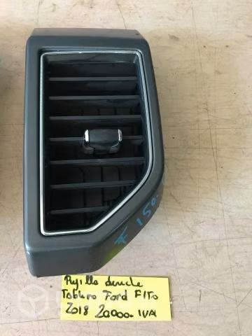 Rejilla derecha tablero Ford F150 2018