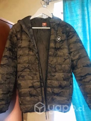 Chaqueta frío y lluvia