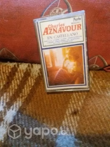 Cassette Charles Aznavour en castellano