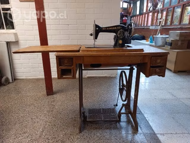 Maquina de coser SINGER Antigua