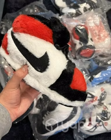 Pantuflas Estilo Zapatillas