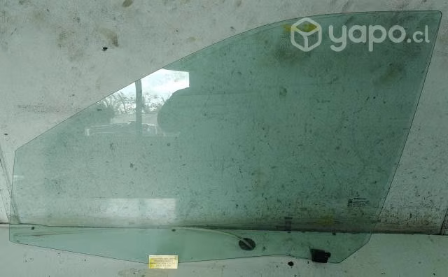 Vidrio Puerta Delantera Izquierda SSangyo