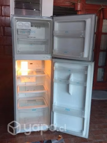 Refrigerador marca Daewoo