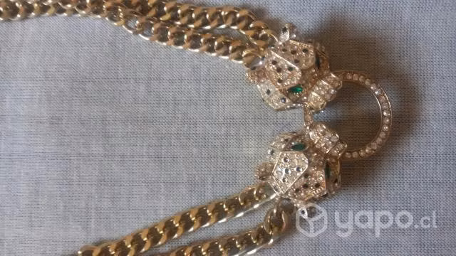 Collares