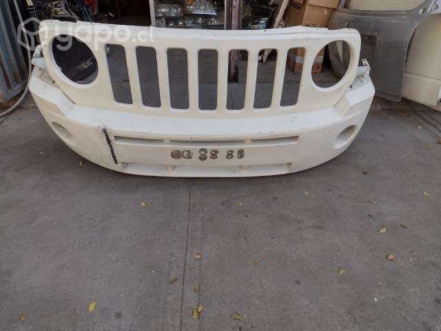 Parachoque del Jeep patriot 2008-2012 - Imagen 3