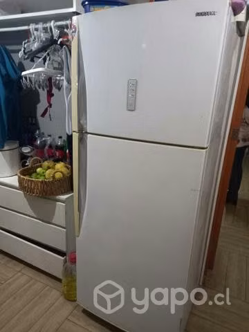 Refrigerador samsung. 2 puertas, frezzer grande