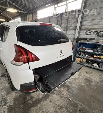 Consola central Peugeot 3008 diésel