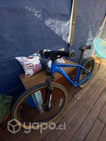 Bicicleta de montaña marca XTS