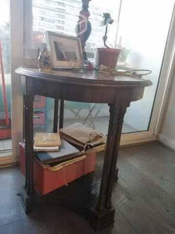 Mesa arrimo