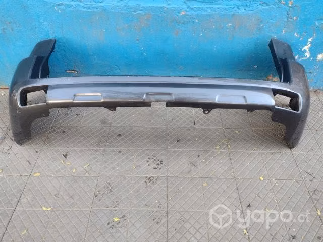 Parachoque trasero Toyota Land Cruiser Prado 2012 - Imagen 2
