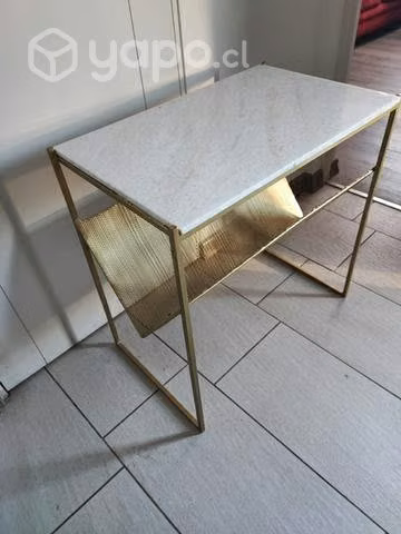 Mesa Lateral con cubierta de mármol