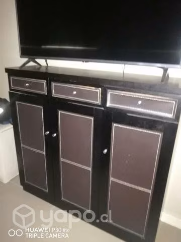 Cómoda de madera - Imagen 2