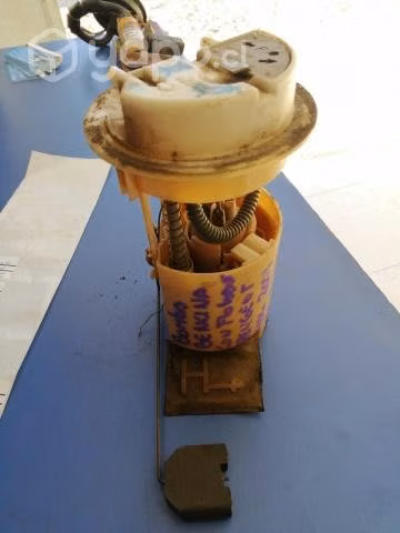 Bomba bencina con flotador Peugeot 406 2001 Auto