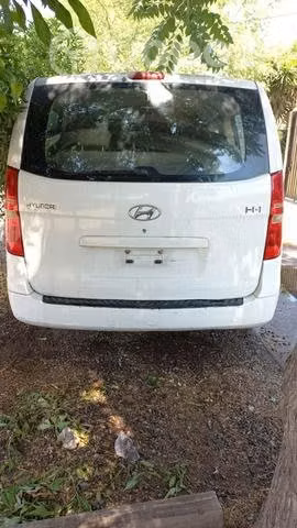 Consola central Hyundai H1