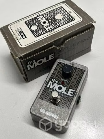 Electro-harmonix LPB-1 Bass Booster The Mole