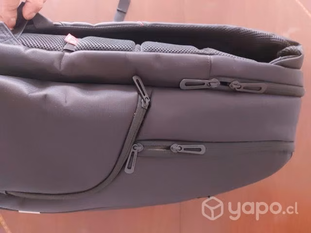 Mochila Notebook Laptop 17" Kingsons Nueva - Imagen 3