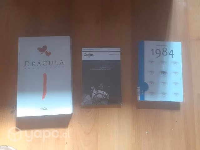 varios títulos de plan lector