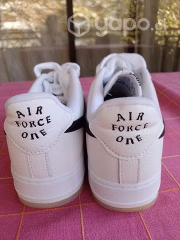 Zapatillas Nike, modelo Air Force One - Imagen 4