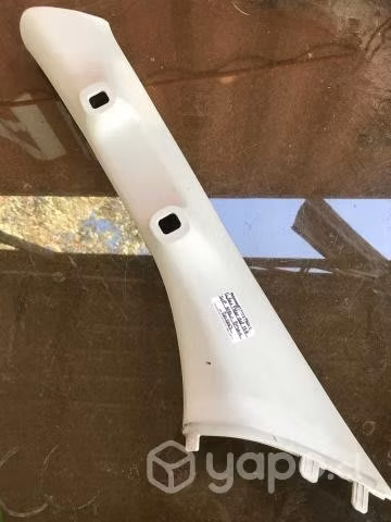 Tapiz cubre pilar delantero sup izq chv nw dmax
