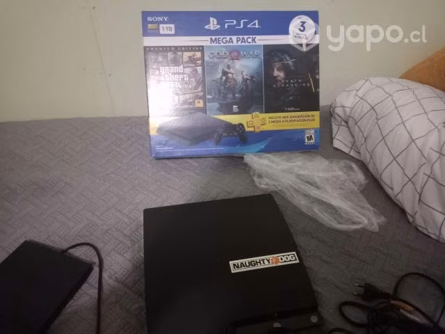 Ps4 seminueva con mas de 200 juegos, ps3 y ps2