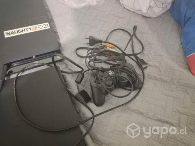 Ps4 seminueva con mas de 200 juegos, ps3 y ps2