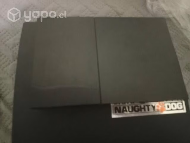 Ps4 seminueva con mas de 200 juegos, ps3 y ps2