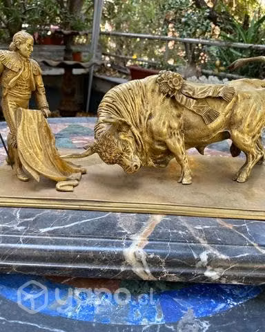 Antiguo tinteroBronce sólido europeo siglo XIX