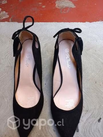 Zapatos de mujer marca weide n 40.gamuzados nuev