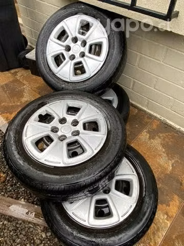 Llantas con Neumáticos y Taparuedas KIA SOUL R15