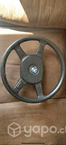 Volante de Bmw E30 325i coupé